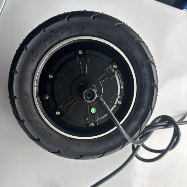 DRIVETRON DT06 moteur arrière + pneu trottinette