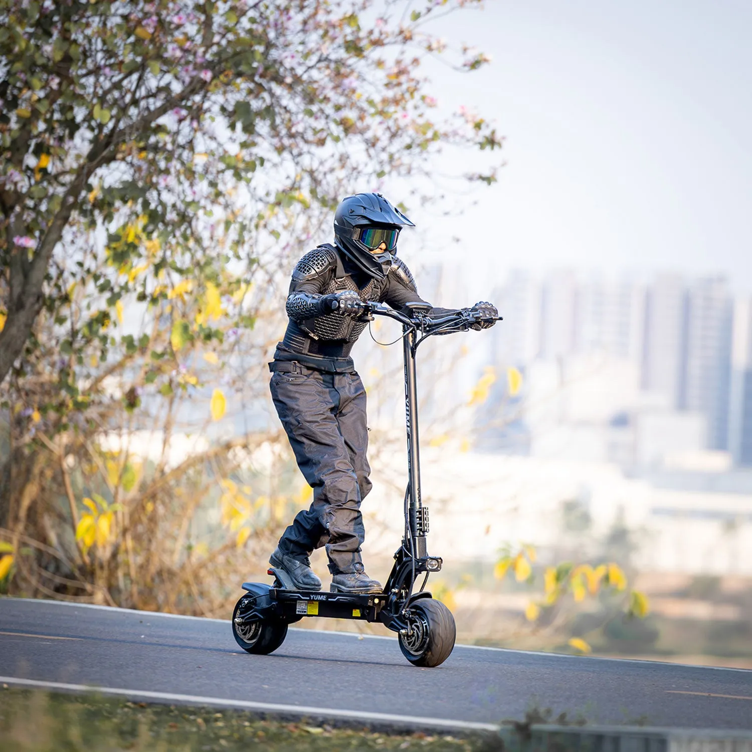 YUME Hawk Pro Wide trottinette électrique 60V 27Ah 6000W